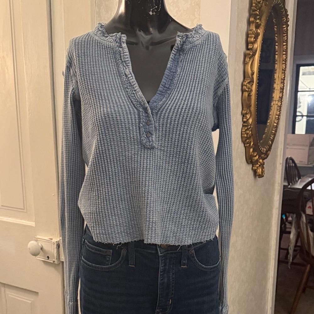 Waffle Knit Long Sleeve Henley Top - Light Blue